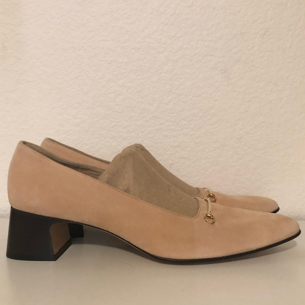 (NWOT) Gucci Vintage Suede Horse Bit Taupe Pink Mid-Heel Pointed Heels | 38C - Picture 3 of 16